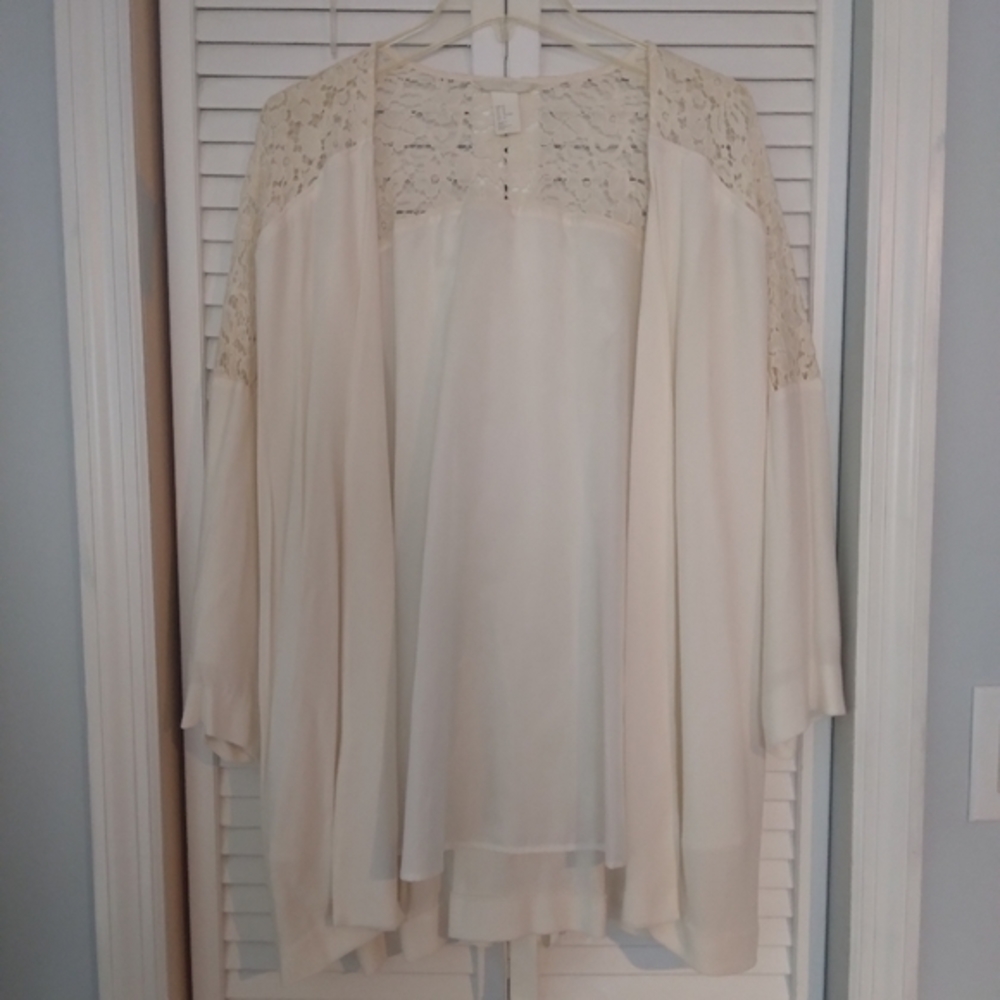 H&M Cream Lace Detail‎ Kimono